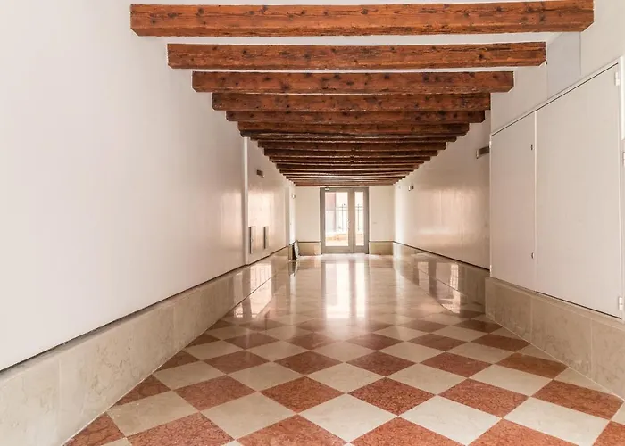 Madonna Dell'orto 3526 Appartamento *