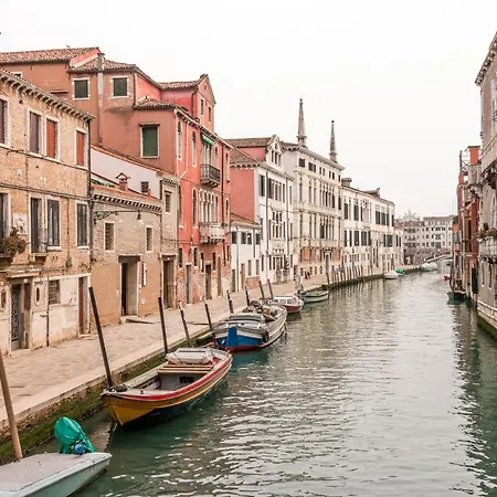 Madonna Dell'orto 3526 Appartamento