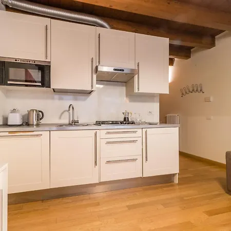 Madonna Dell'orto 3526 Appartamento